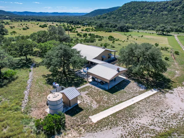 2630 Hwy. 337 W, Leakey, TX 78873