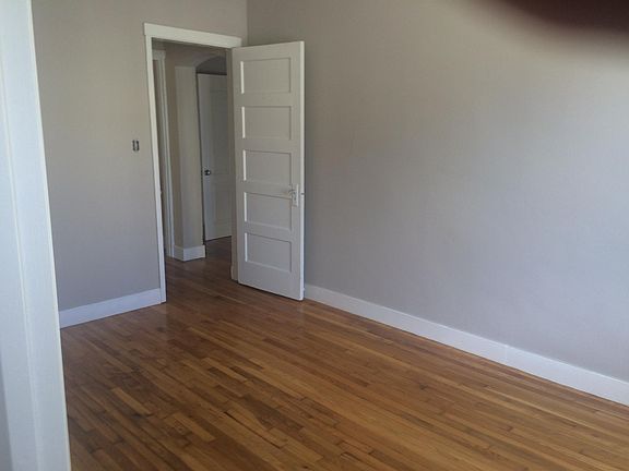 5th image of 1600 Noe St