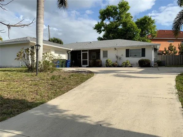 2118 Michele Dr, Sarasota, FL 34231