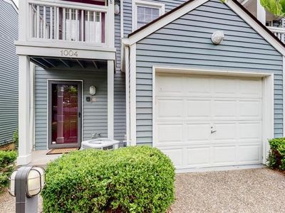 1004 Harrods Landing Dr, Prospect, KY, 40059