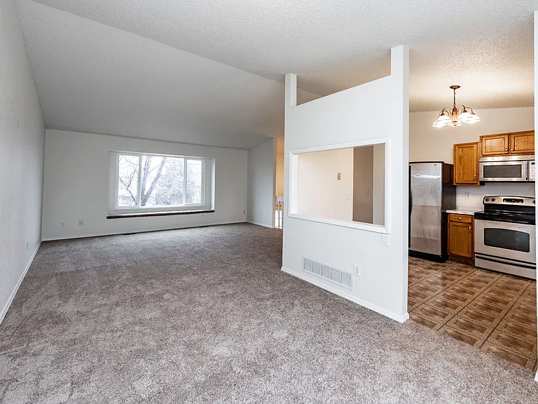 5160 Alton Dr — Photo 16
