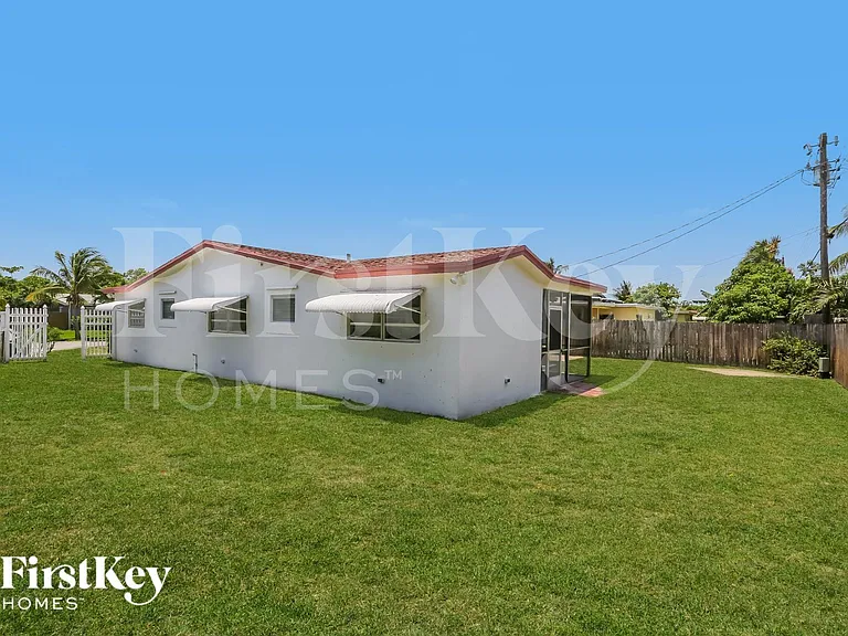 3611 NW 36th St — Photo 14