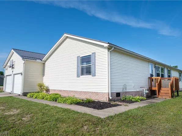 750 Lawnview Blvd, Chardon, OH 44024