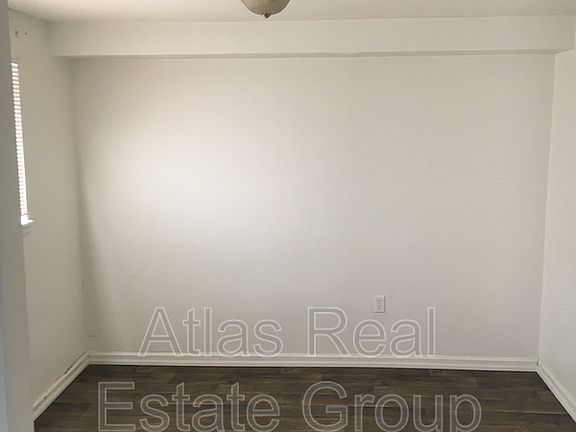 4th image of 2560 N Ogden St APT 2