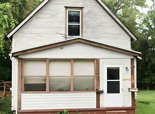 1105 Pringle Ave, Jackson, MI 49203