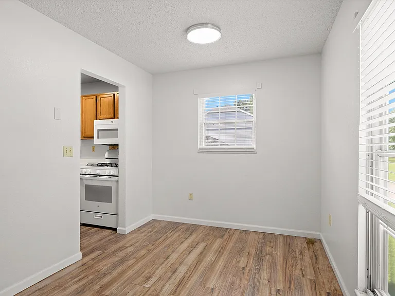 2105 N Keebler Ave #D — Photo 5