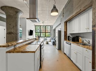 6533 E Jefferson Ave #42/116T, Detroit, MI 48207