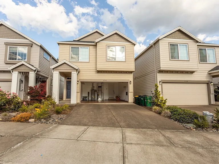 4768 NW Huserik Dr — Photo 33