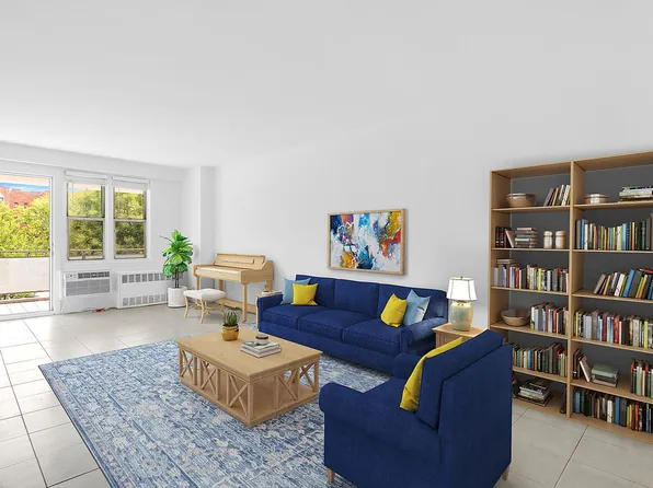 370 Ocean Pkwy APT 2L, Brooklyn, NY 11218