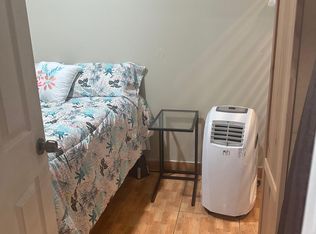 (Undisclosed Address), Pembroke Pines, FL 33025