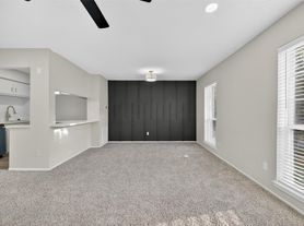 6410 Del Monte Dr