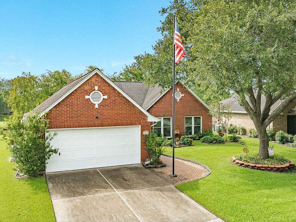 1st image of 803 W Peach Hollow Cir