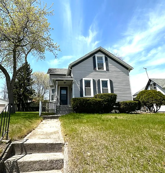 946 N 8th St — Photo 13