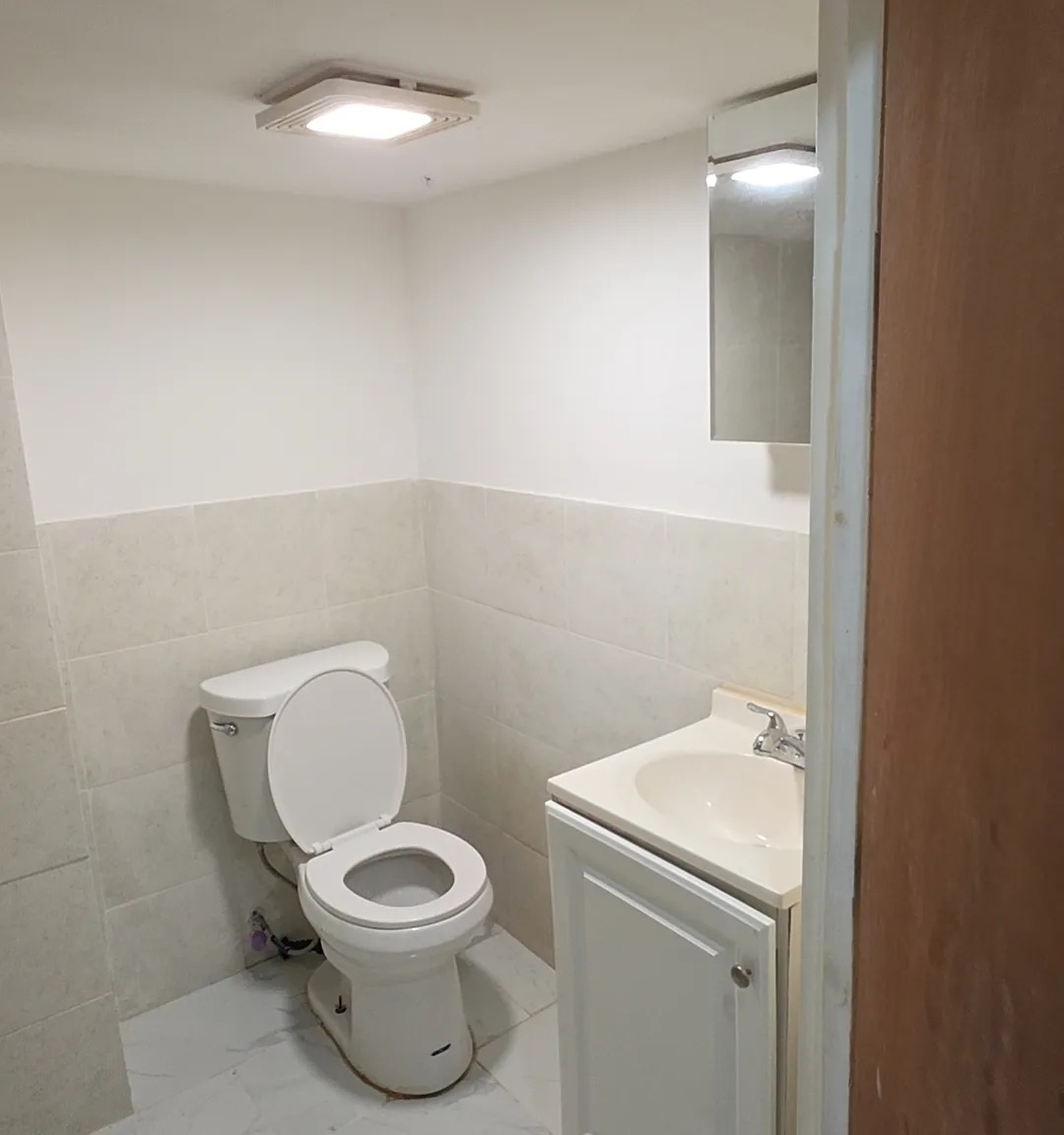 1 bed, 450 sqft, $1,100 — Photo 3