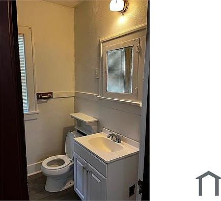 4th image of 530 Homestead Ave