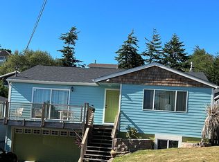 645 SE 4th St, Newport, OR