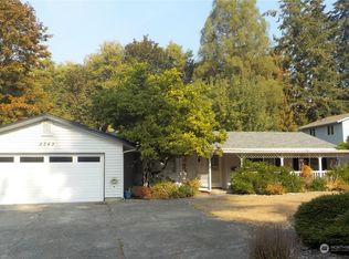 2349 SE Sinclair View Dr, Pt Orchard, WA 98366