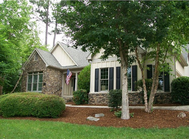 1st image of 3238 Lakewood Dr NW