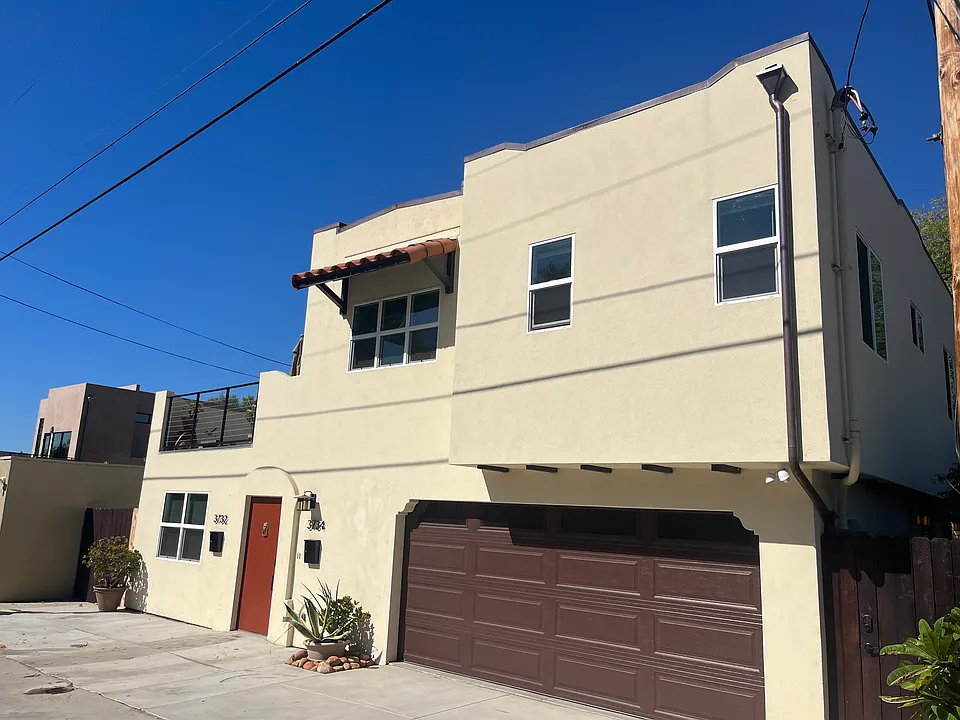 3744 Robinson Mews #3722