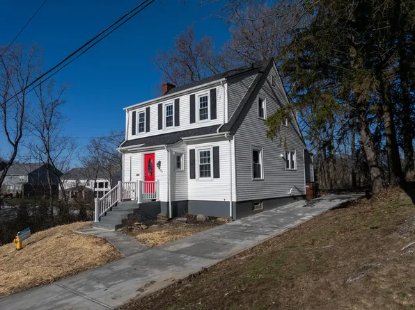 1084 Altavia Ave, Park Hills, KY 41011