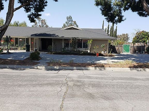 2nd image of 11740 Calabash Ave
