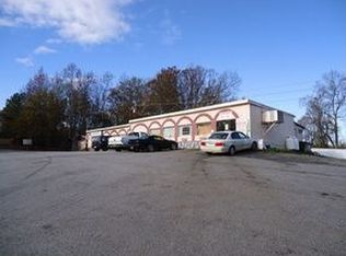 9133 Fairforest Rd, Spartanburg, SC 29301