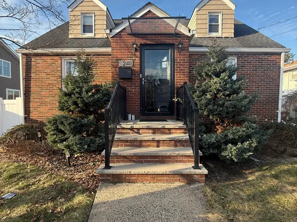 2411 Orchard Ter, Linden, NJ 07036