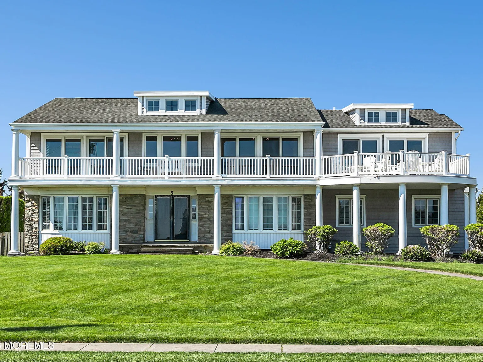 7 bed, 5.0 bath, 3101 sqft, $34,000 — Photo 1
