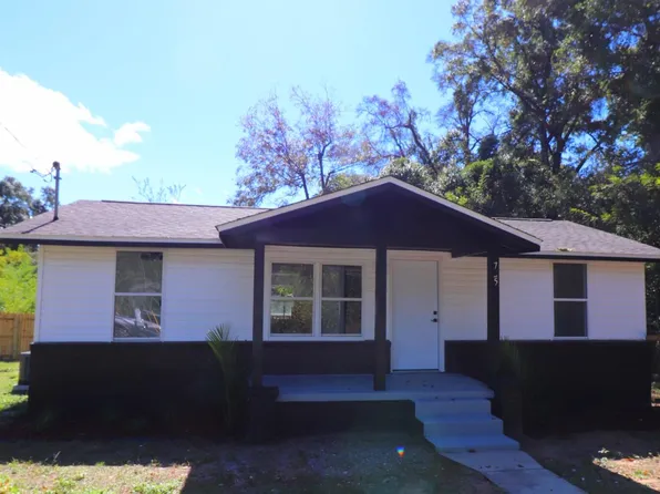 725 School Ave, Crestview, FL 32536