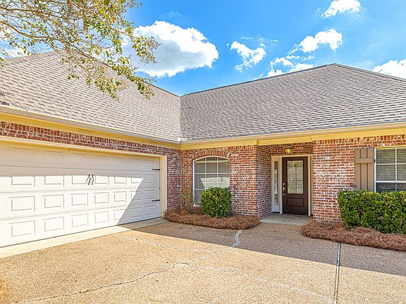 4th image of 128 Seville Way
