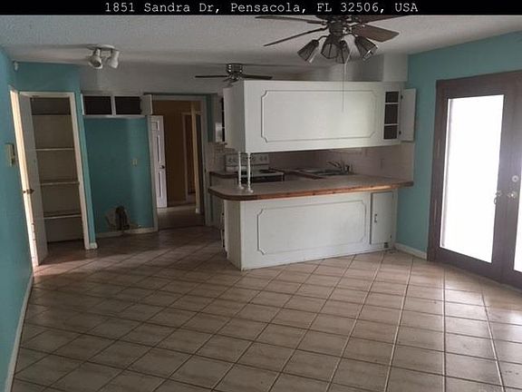 3rd image of 1849 Sandra Dr