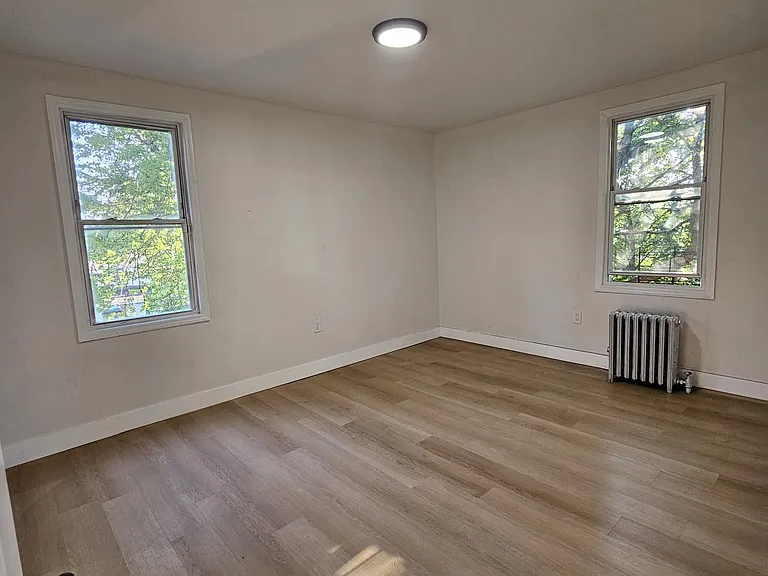 209 Columbia Ave #2 — Photo 8