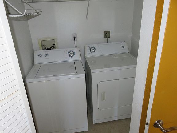 3rd image of 1484 W Lake Crystal Drive W #D