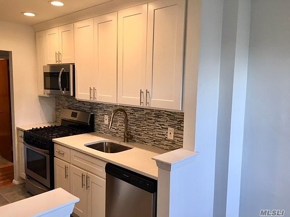 5th image of 8509 151st Ave APT 5L