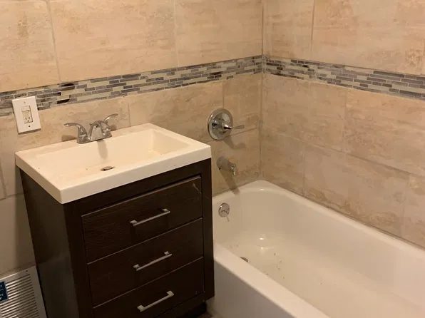(undisclosed Address), Redford, MI 48240