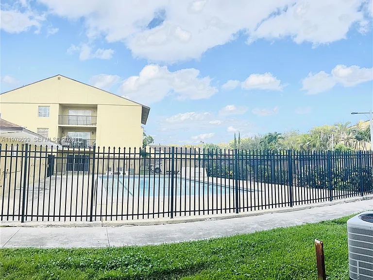 15470 SW 82nd Ln #316 — Photo 21