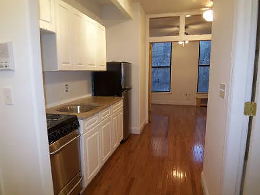 Rented by Centric New York | media 21