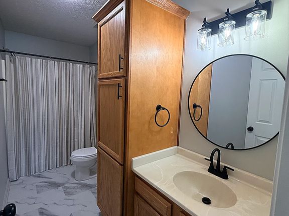 5th image of 106 Tiffany Ct