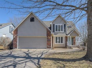 2410 NE Springbrook St, Blue Springs, MO 64014