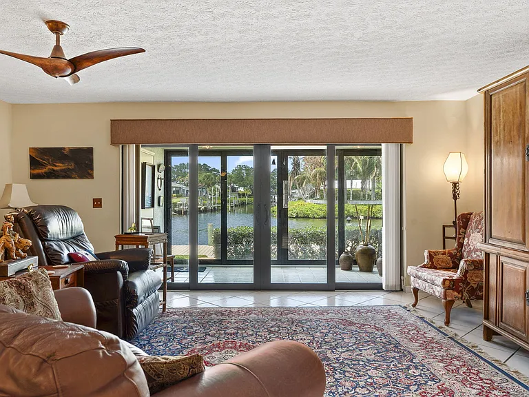 4189 SE Saint Lucie Blvd — Photo 9