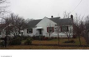 1st image of 3606 Thompson St