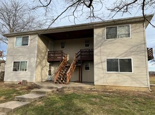 2939 Leeway Dr #D, Columbia, MO 65202