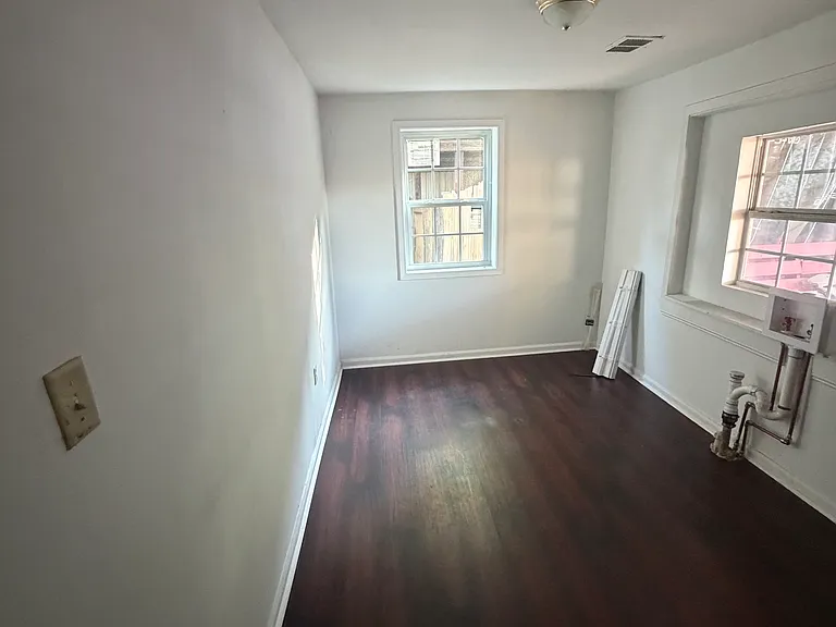 5476 Double Bridge Rd — Photo 2