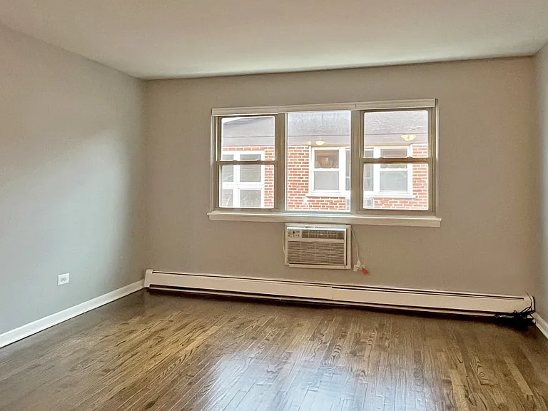 633 S. Maple Ave. — Photo 3