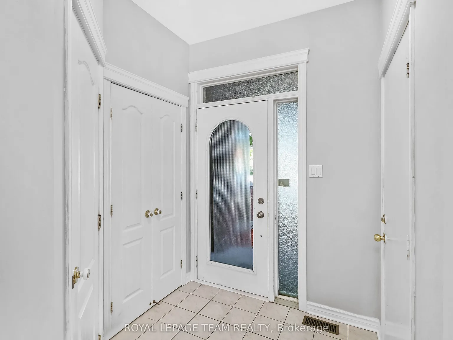 3 bed, $2,600 — Photo 4