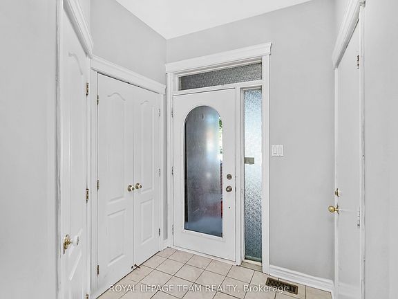 4th image of 141 Hearst Way