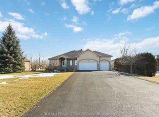 6868 Sparkling Lake Way, Ottawa, ON K4P 1R7