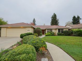 896 Ridgeview Dr, Woodland, CA 95695