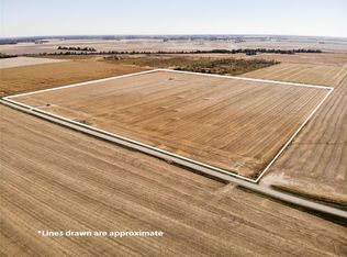 900 N, Farina, IL 62838