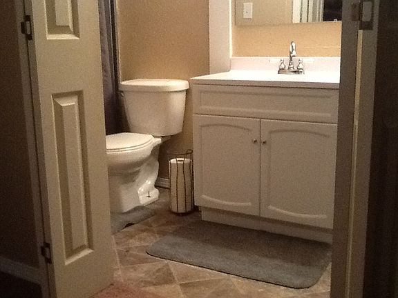2nd image of 102 S 39th St